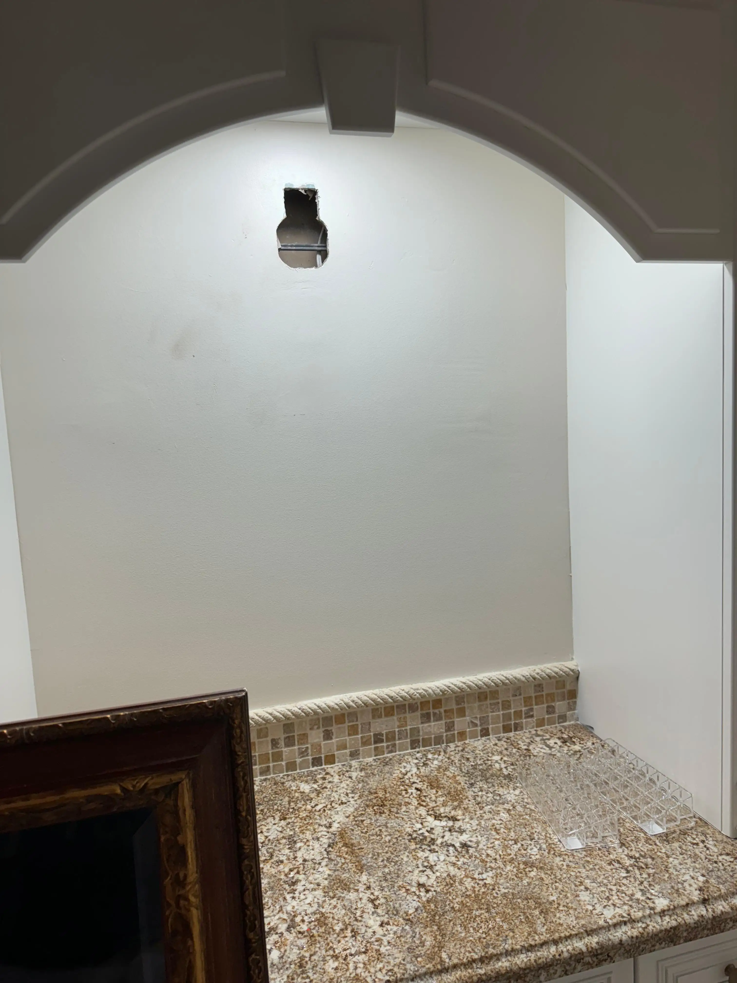 High-quality crystal glass mirror with stylish design for living space.