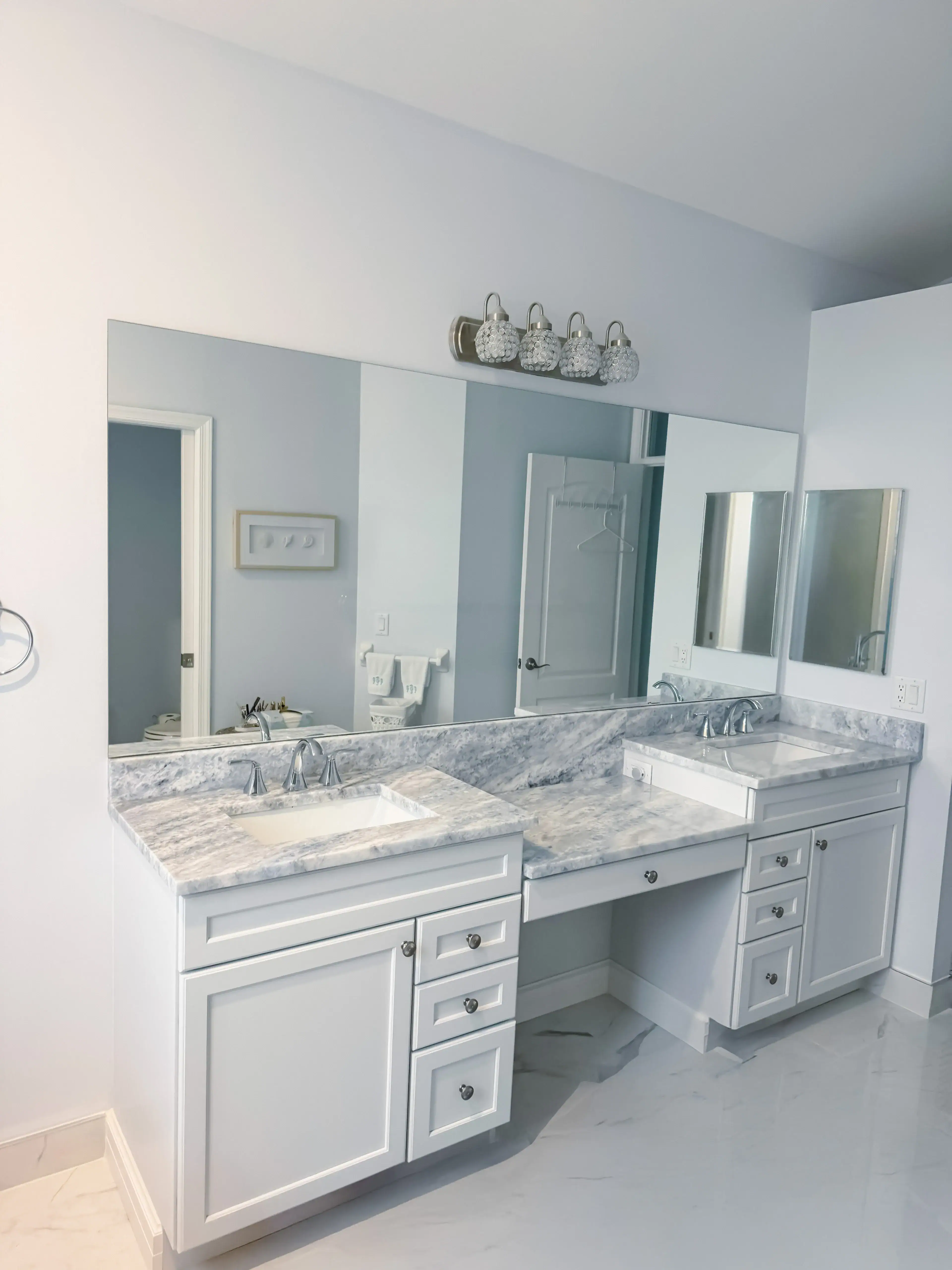 Custom Mirror at Eagleton Estate Blvd Residence