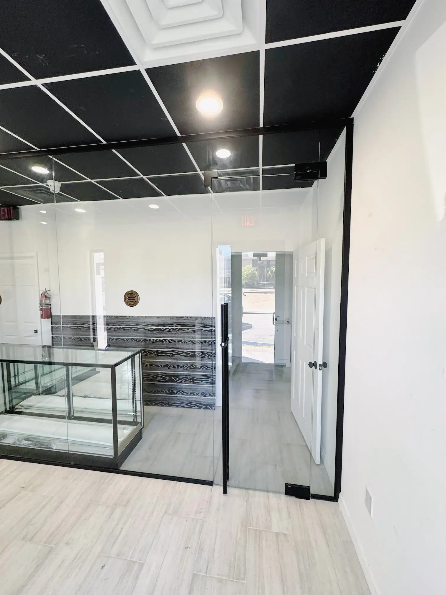 Glass Partition | E Sample Rd Office