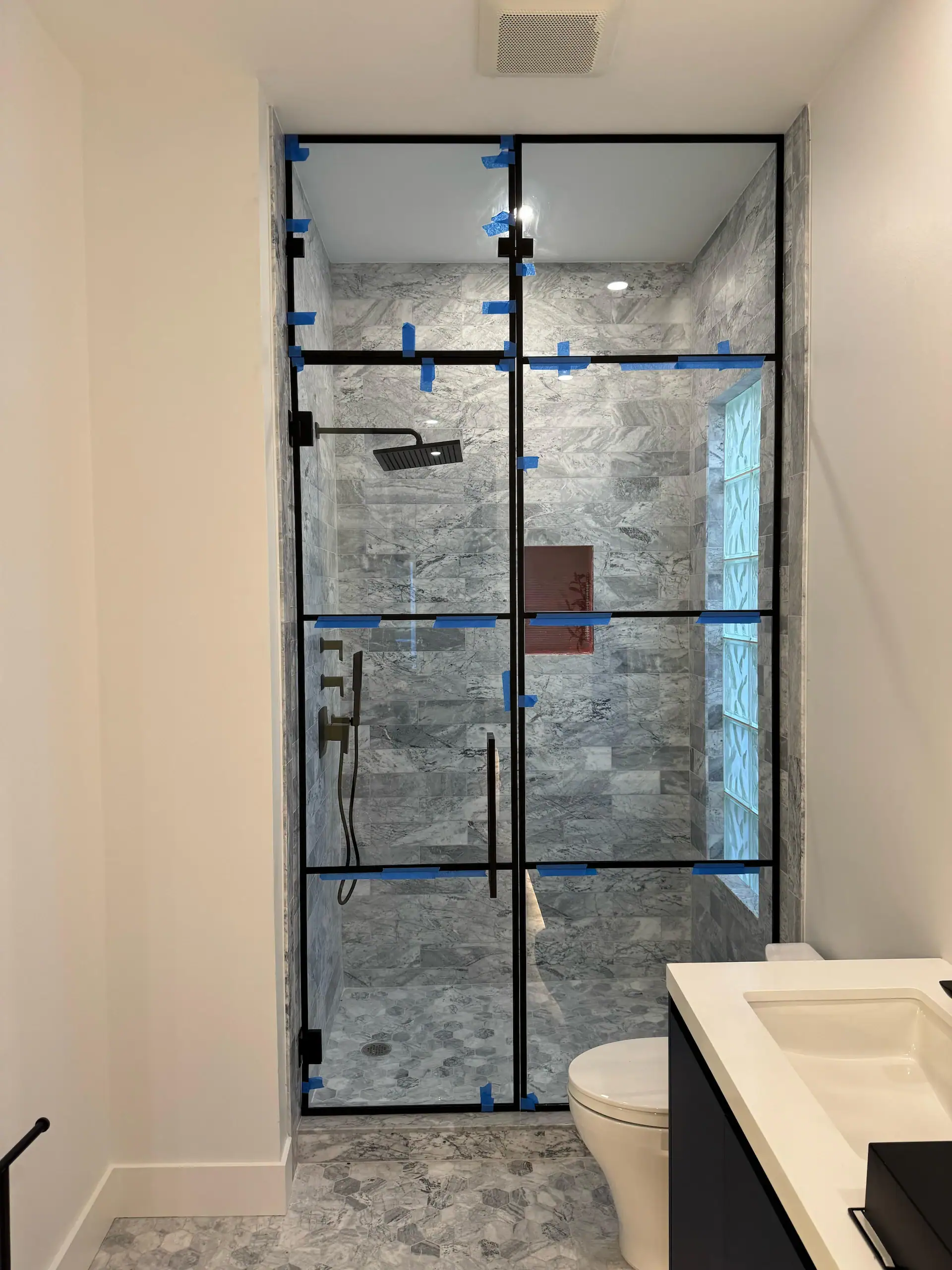 Shower Doors | Elkhorn Dr Residence
