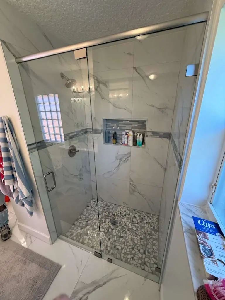 Shower Enclosure | Dorado Drive Residence