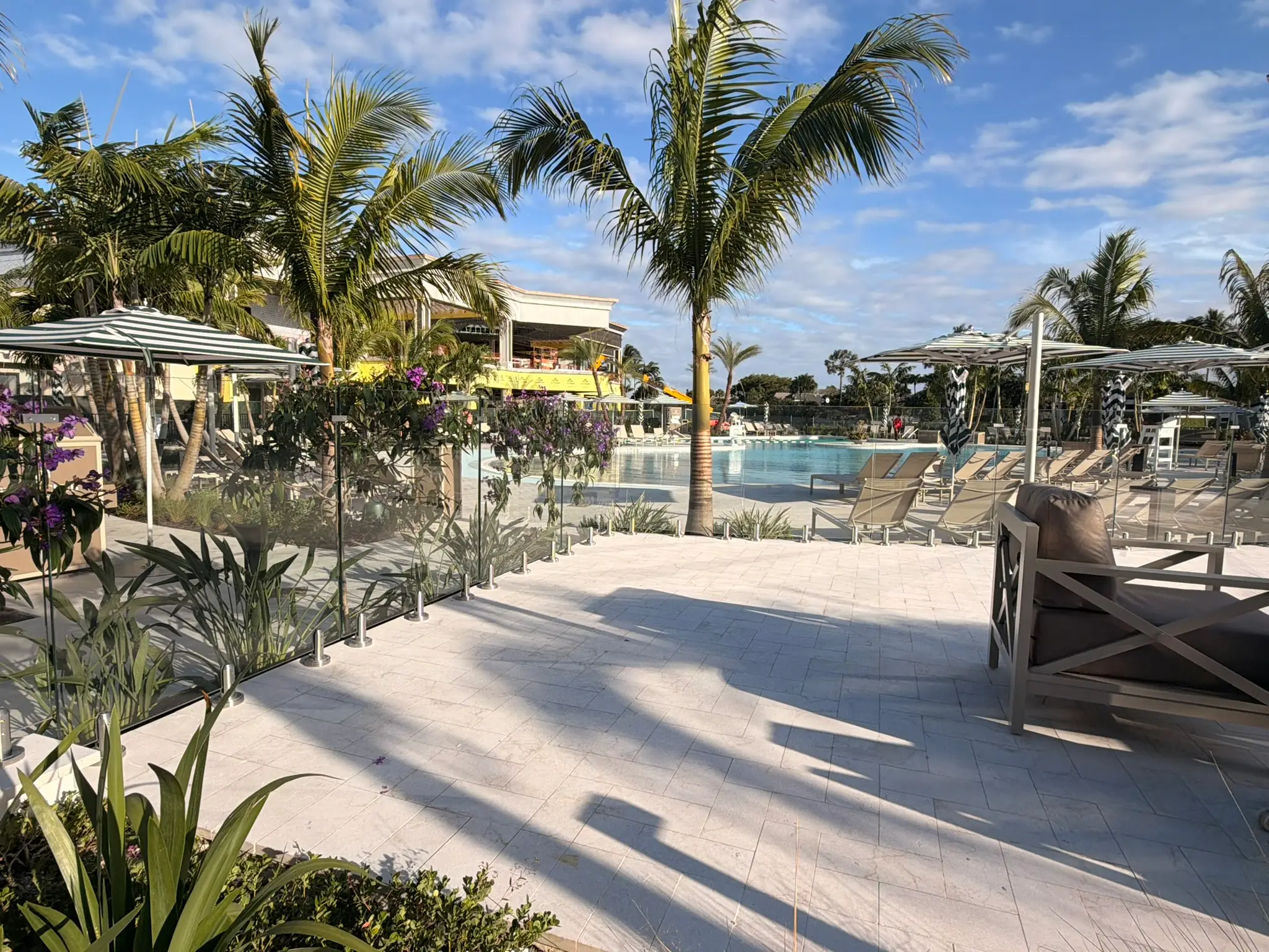 Exterior Glass Railing | Polo Club